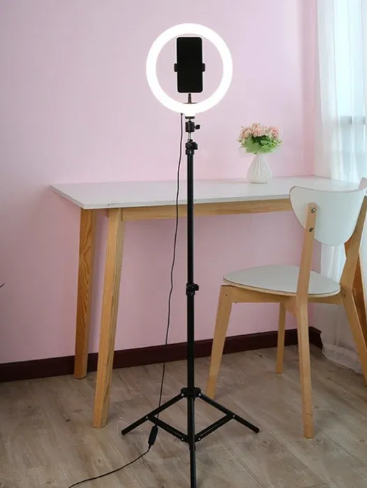Lampa Circulara Cu 96 de LED-uri si trepied6